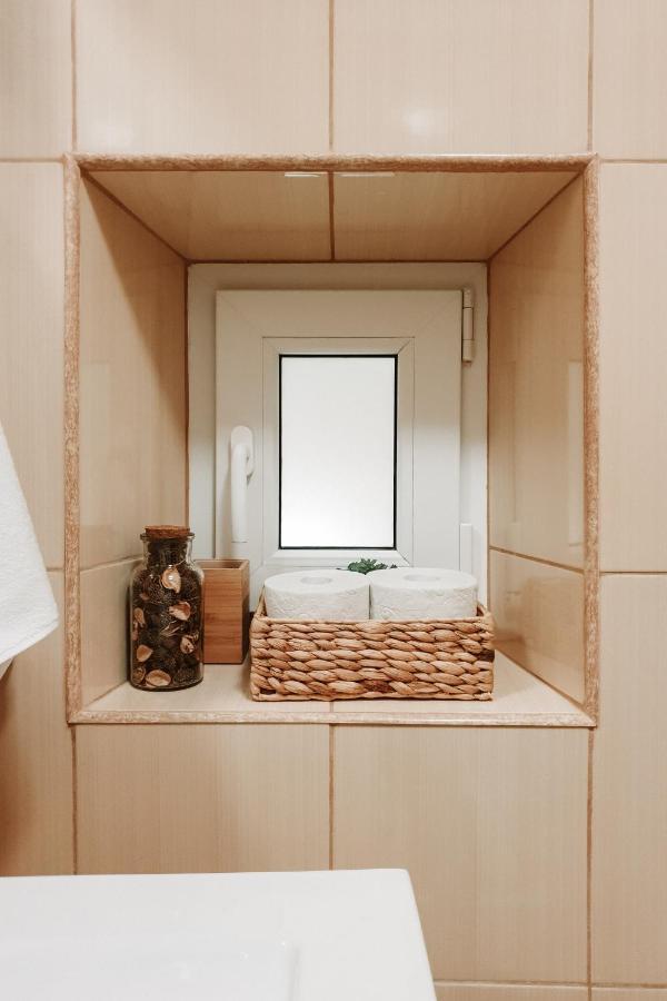 Garden Hideout - Central Apartment ブラショフ エクステリア 写真